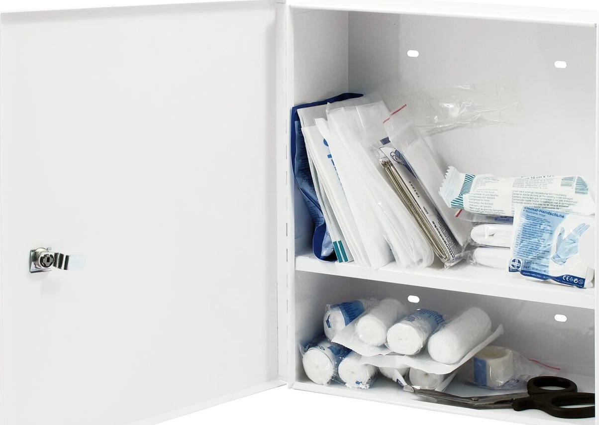 GM, first aid kit 'Wall Cabinet'