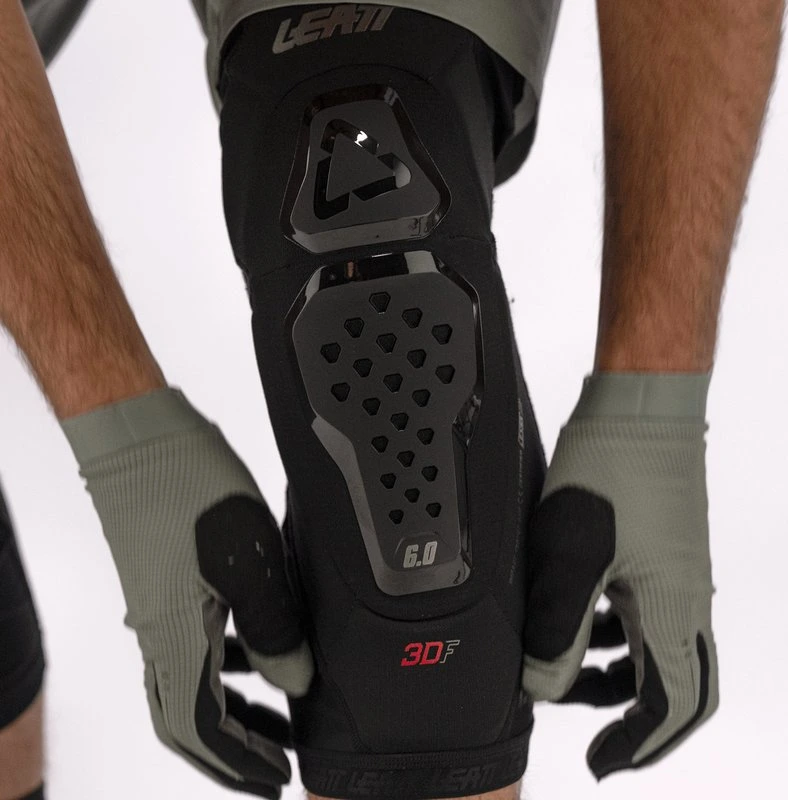 Leatt Knee Guard 6.0 Evo Black, S