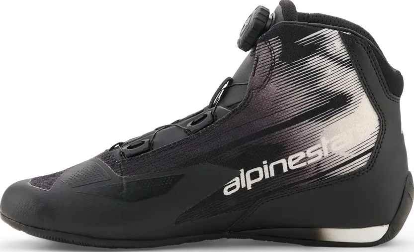 SHOE CELER VENTED BLACK/WHITE 6