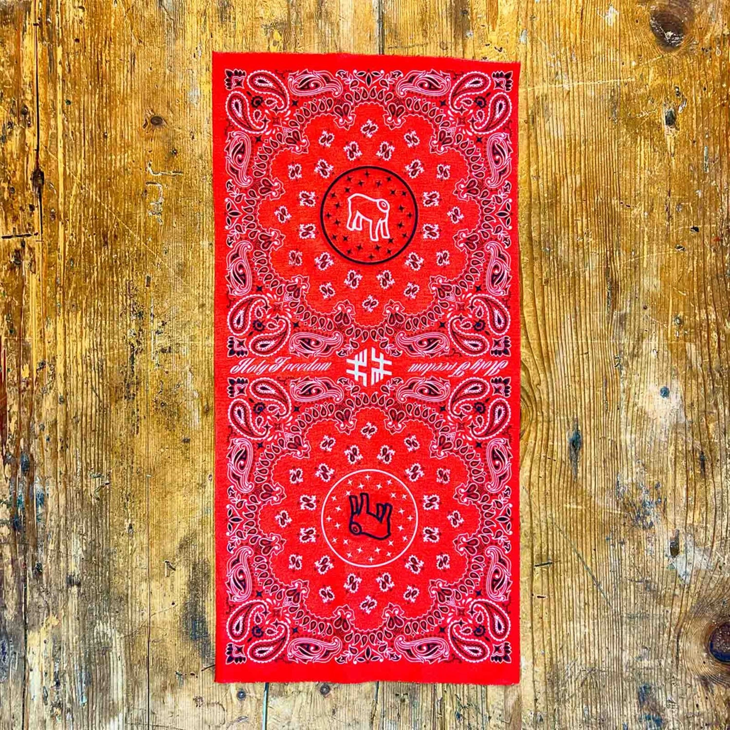 Holy Freedom Rosso Drykeeper® tunnel, Red