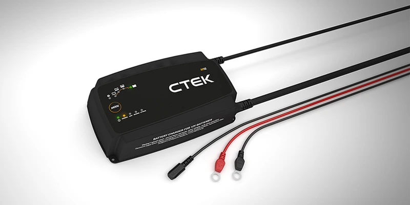 CTEK M15 EU battery charger