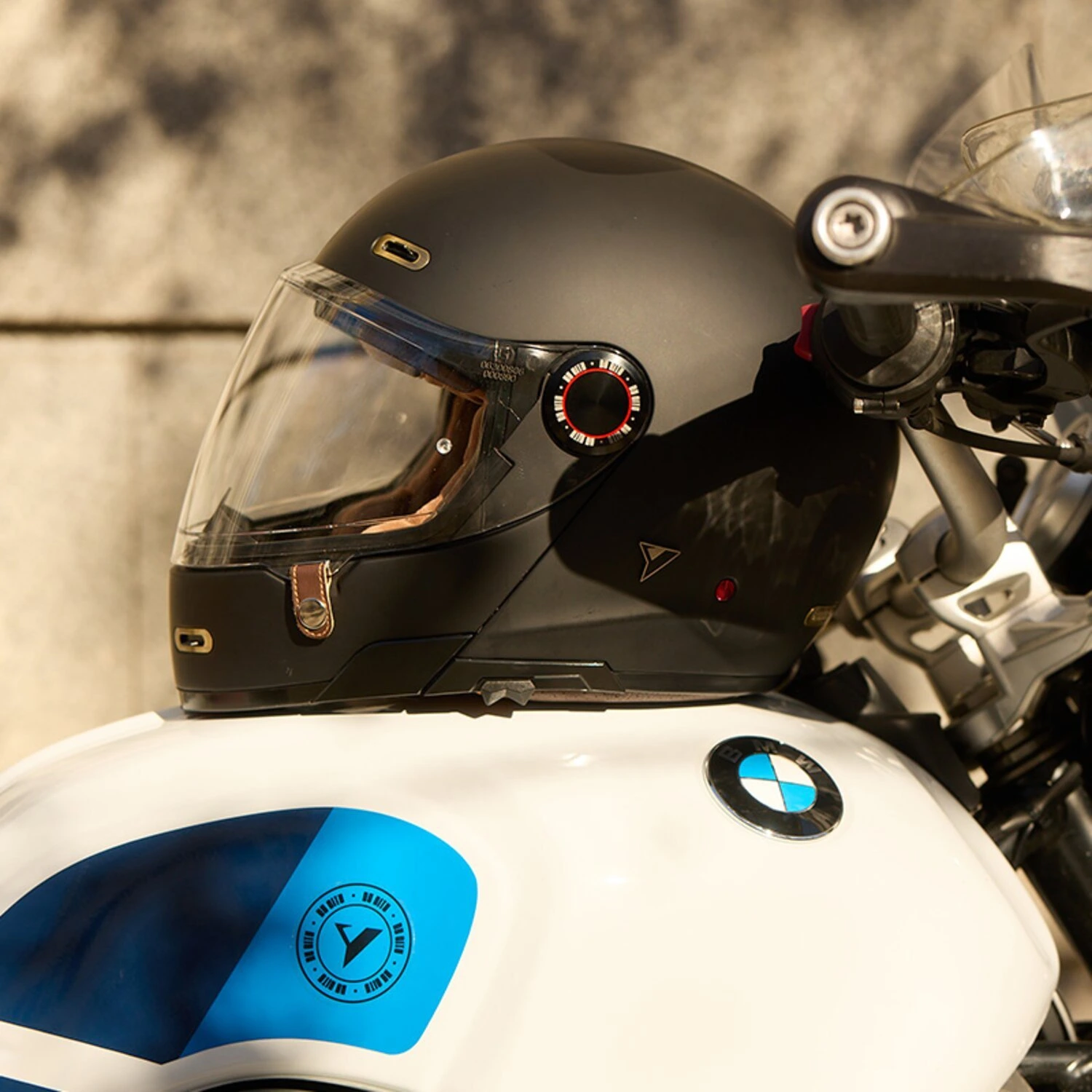 By City 90 Degrees helmet, Black, 2XL, matt
