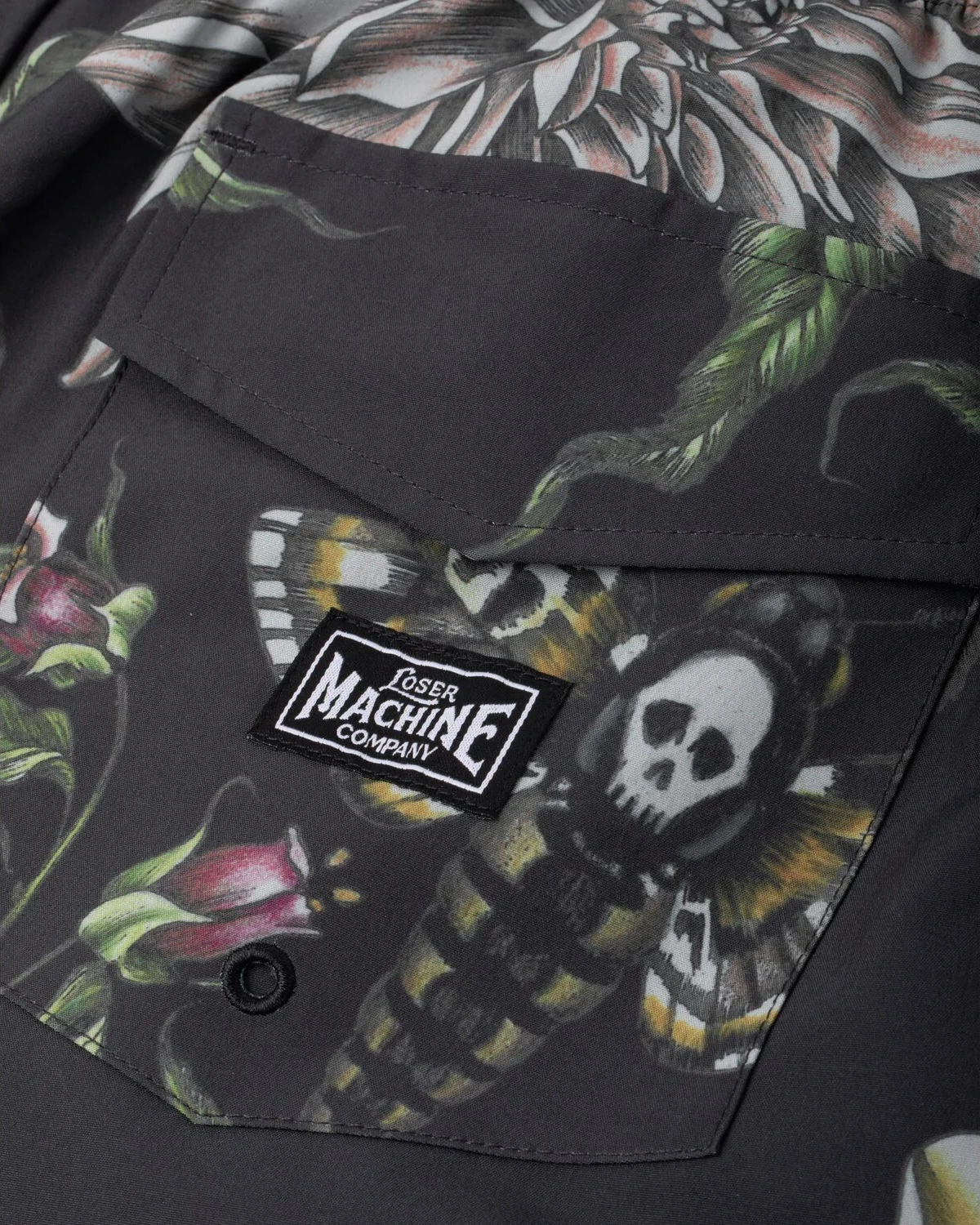 Loser Machine Hawkmoth short, Black, M