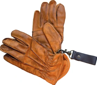 13 1/2 Lowlander gloves