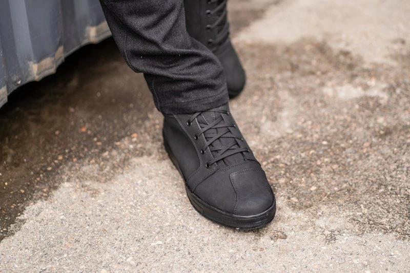 Lindstrands Boot Urban Low-z Black, 37