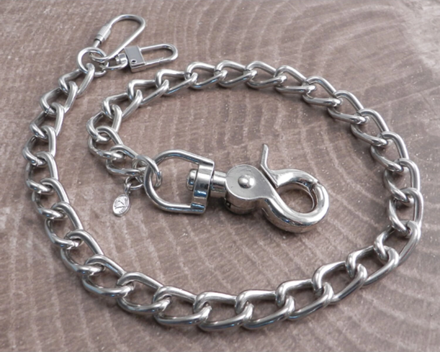Amigaz Shackle Smooth Wallet Chain 16", Silver