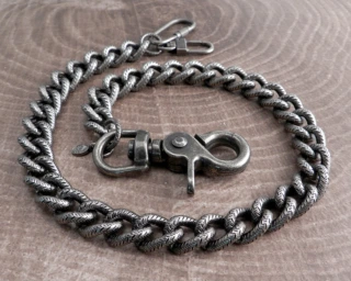 Amigaz Smooth Leash Hack Wallet Chain 16"