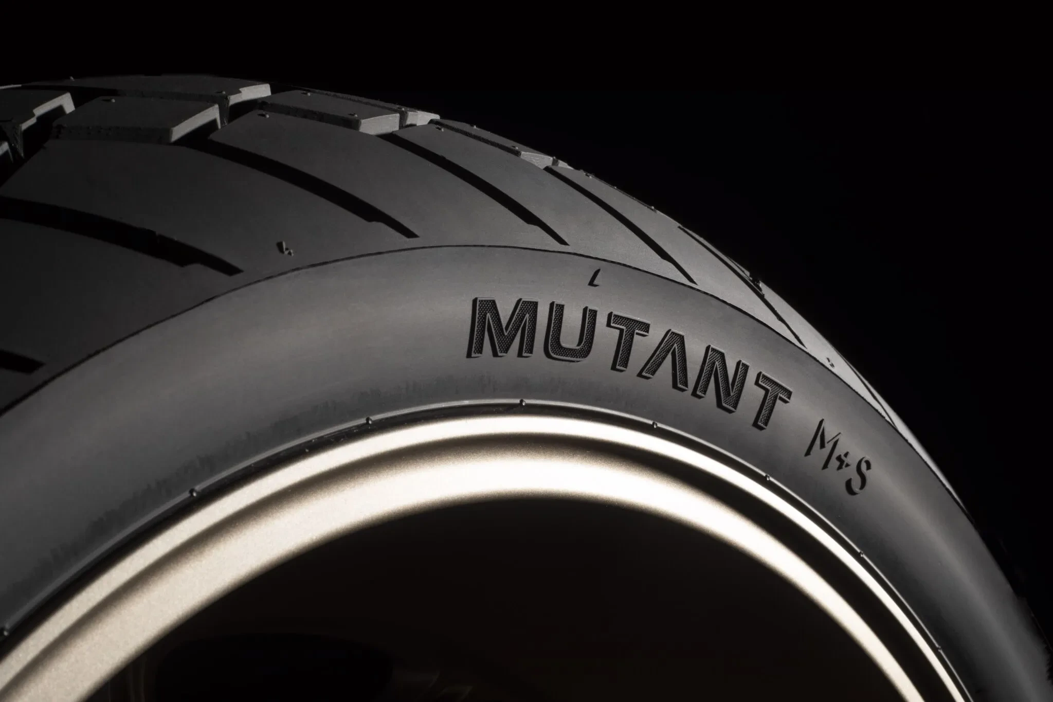 MUTANT FR 110/80R19 M/C 59V M+S TL