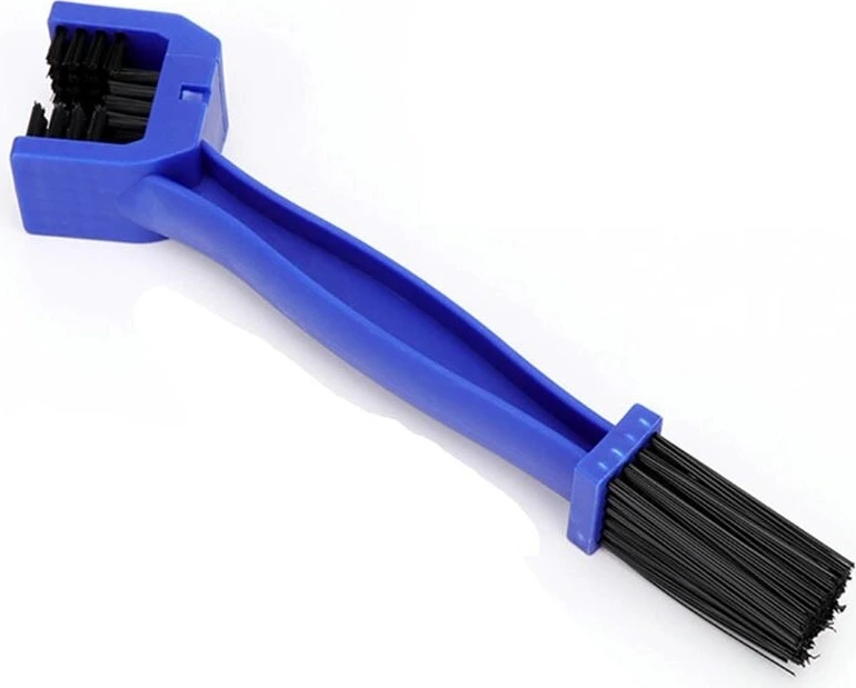 Motorcycle chain cleaning brush