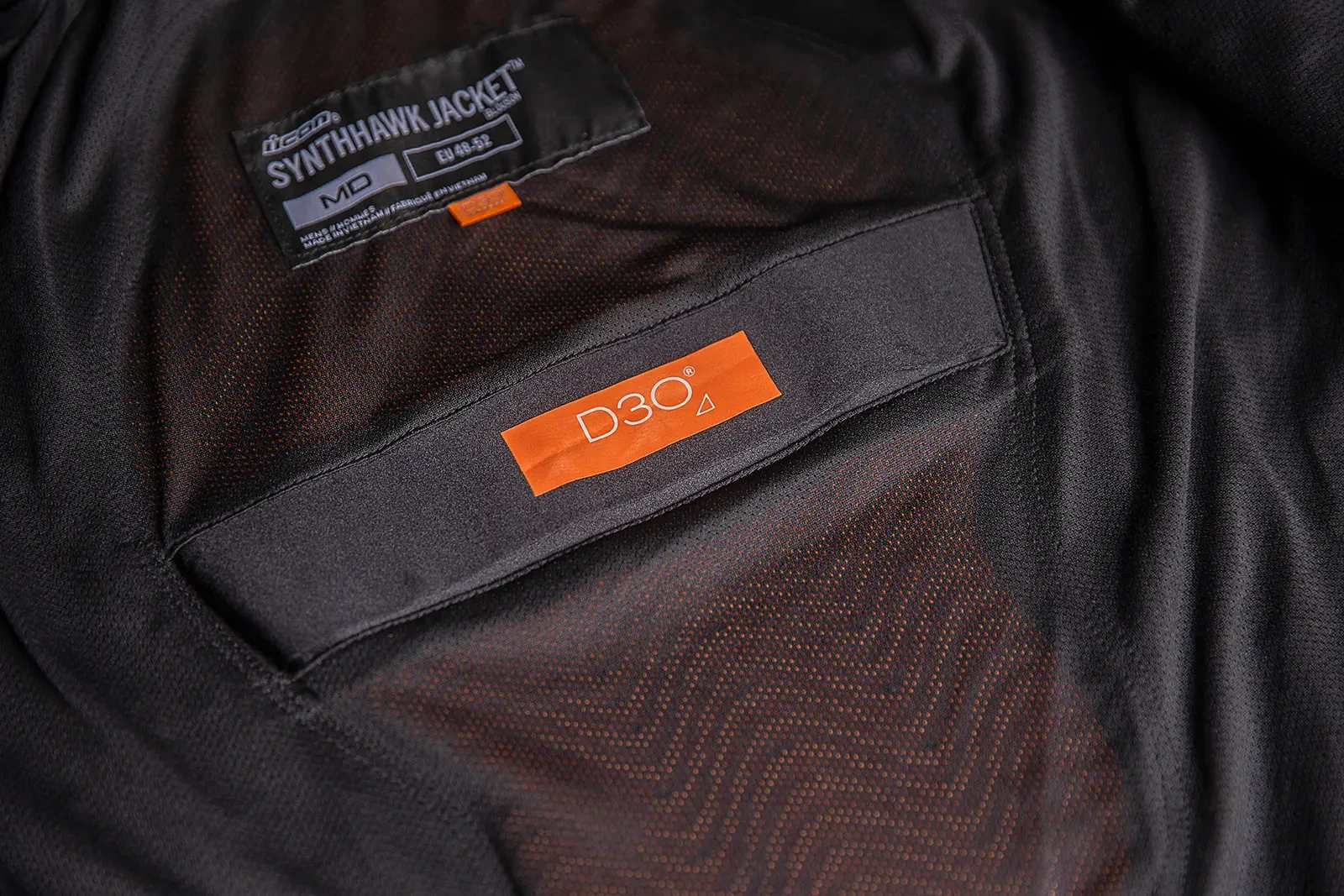 JKT SYNTHHAWK CE BK MD