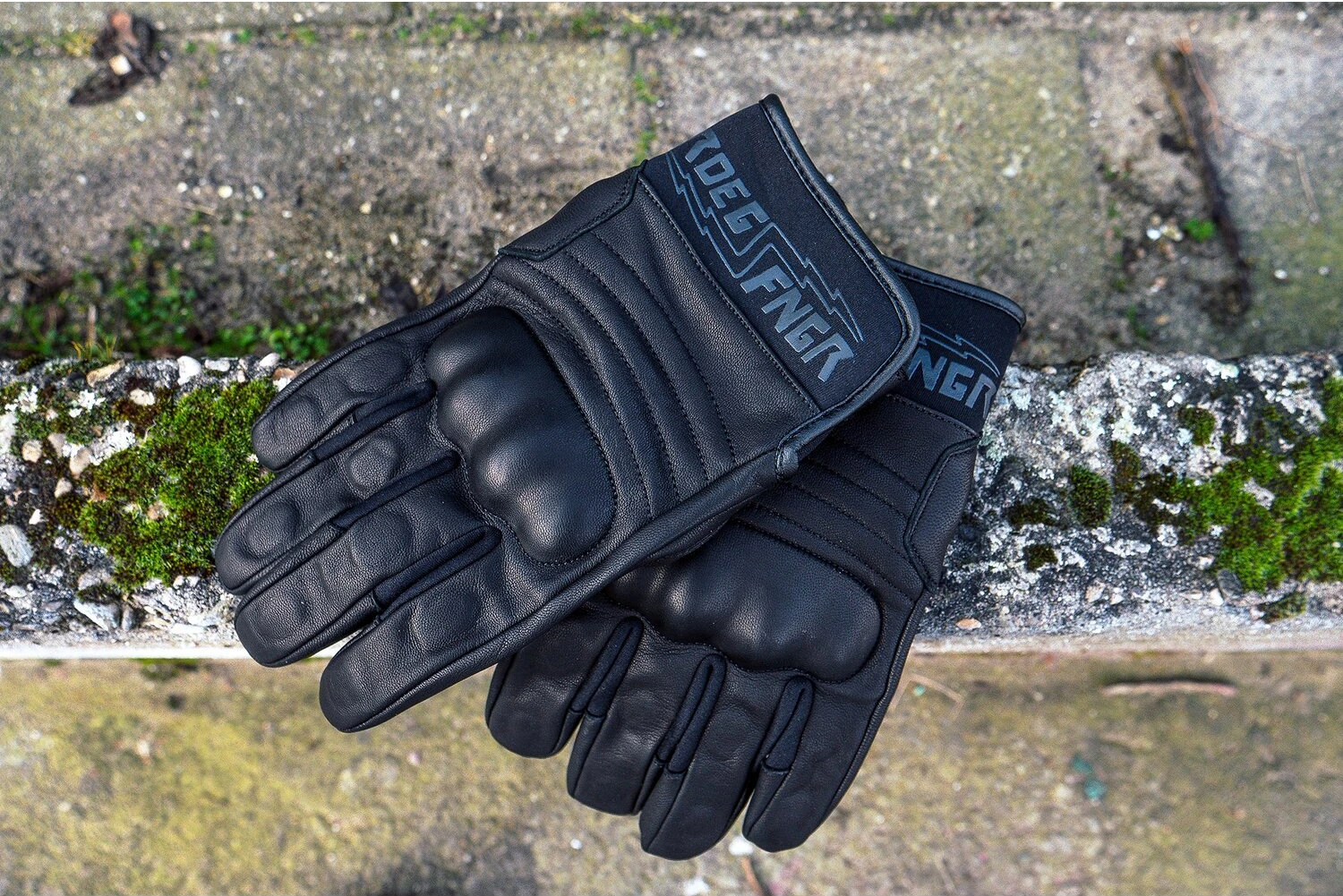Roeg FNGR All-Leather gloves black