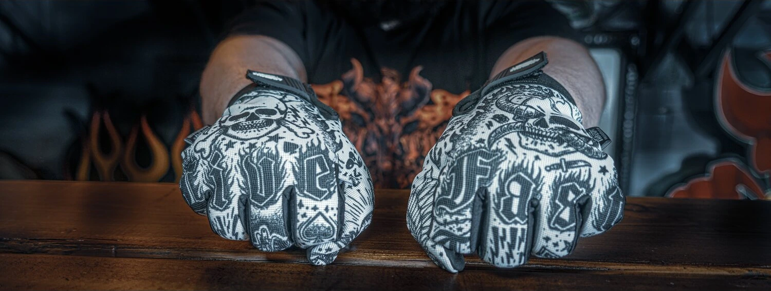 Lethal Threat Tattoo gloves black white, M