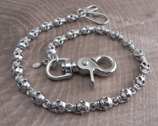 Amigaz Flat Skull Wallet Chain 16"