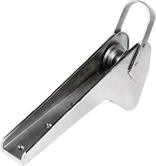 Bow roller for Bruce Trefoil