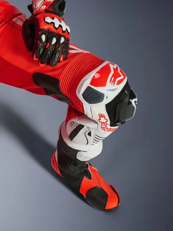 Alpinestars Leather suite 1-pcs GP Tech v5 Fluo Red/White, 50