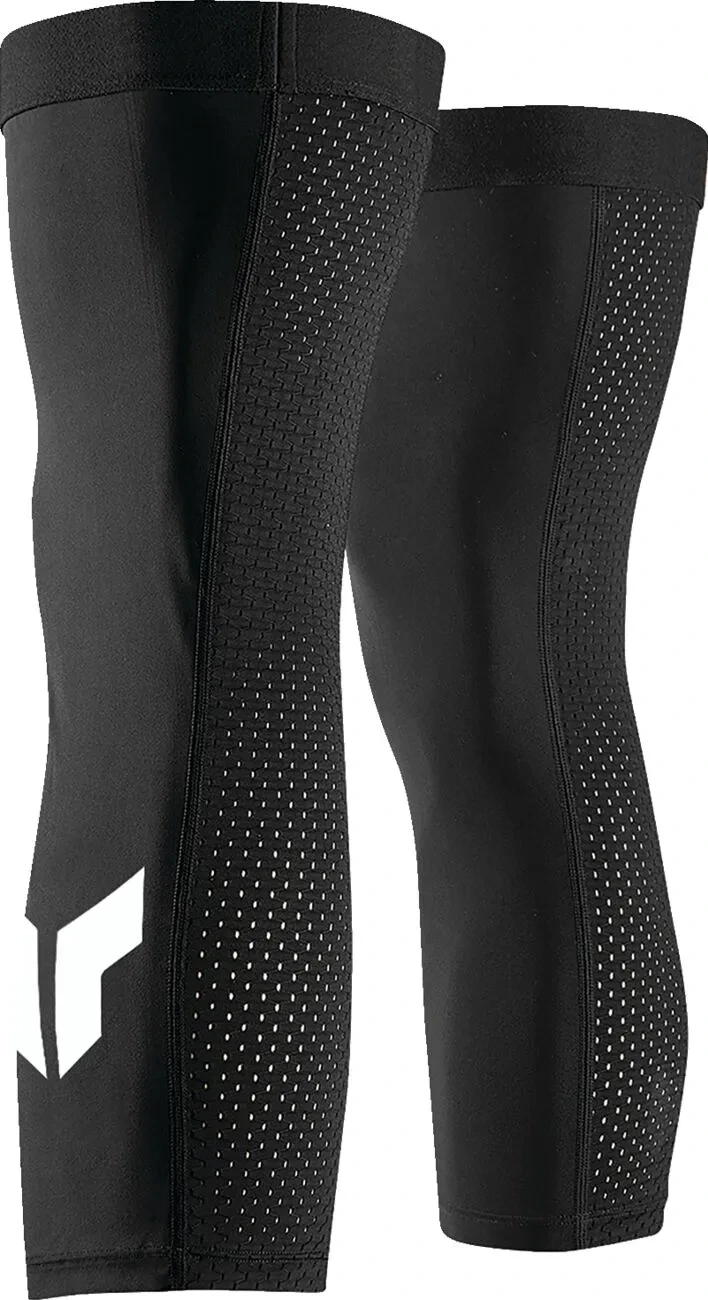 KNEE SLEEVE COMP BK SM/MD