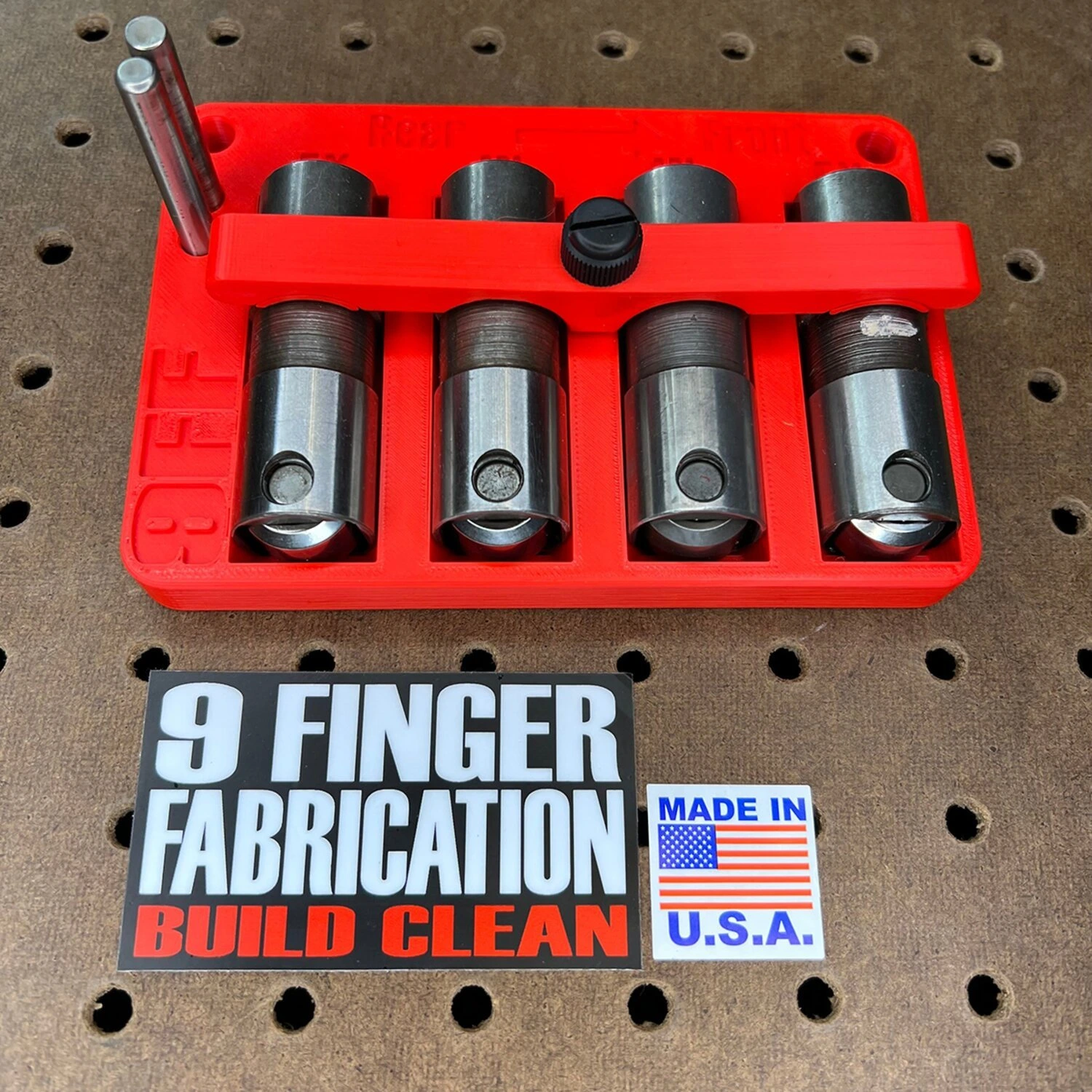 9Finger Fabrication, hidraulinių keltuvų organizatorius