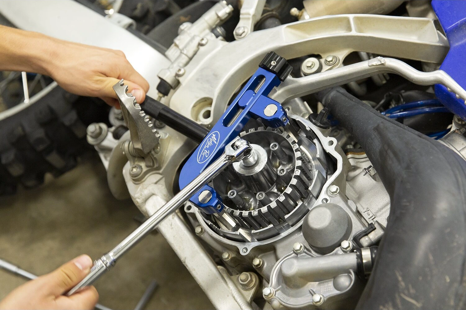 Motion Pro, heavy duty clutch holding tool, Blue