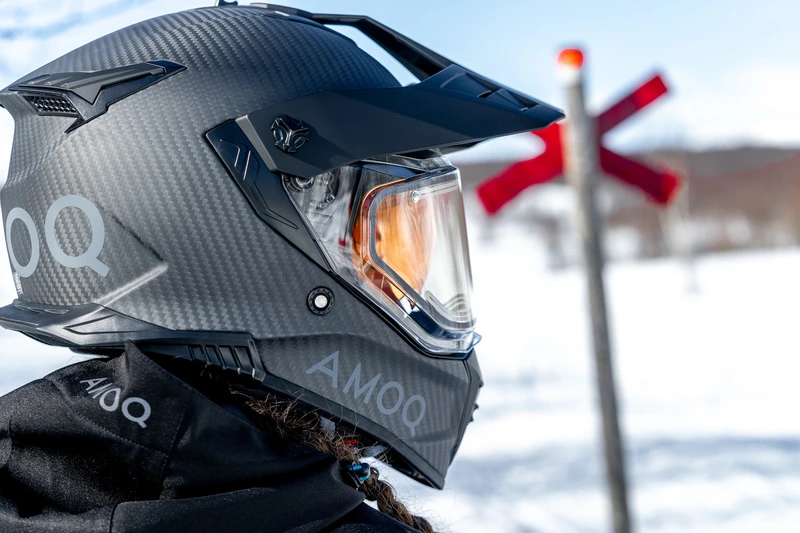 AMOQ Recoil Electric visor Carbon ADV helmet Blackout, XS