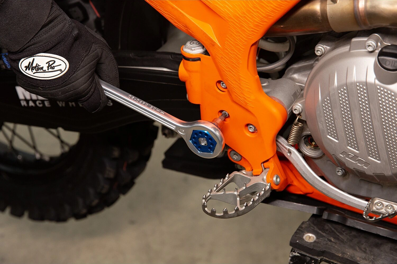 Motion Pro T6 Combo Lever Adapter 30 mm to 3/8" Drive