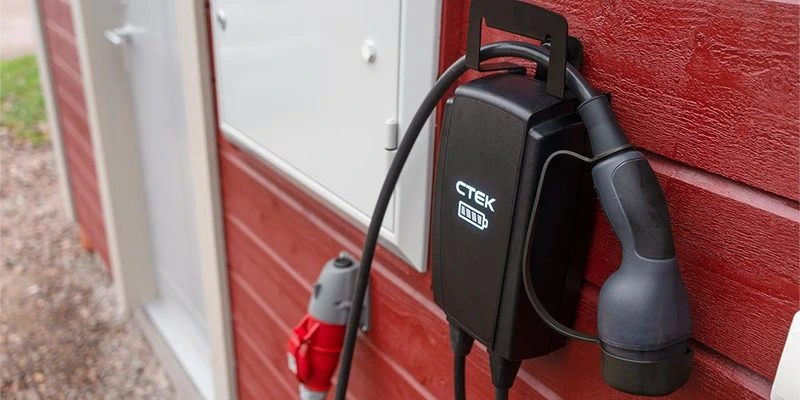 CTEK Njord GO Wall Mount