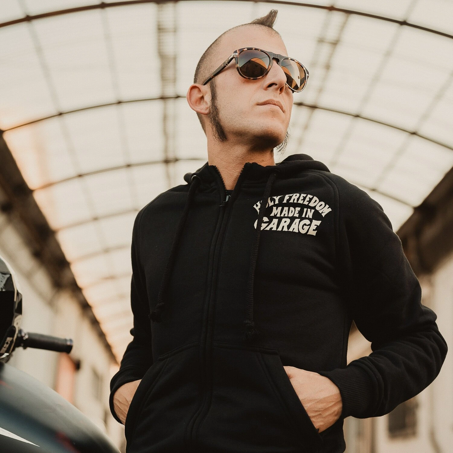 Holy Freedom Japan Dream zip hoodie jacket, Black, M