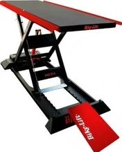 Bike-Lift Max 516 Elektriskais/vienfāzes 230 V / 50 Hz/Rokas vadība.