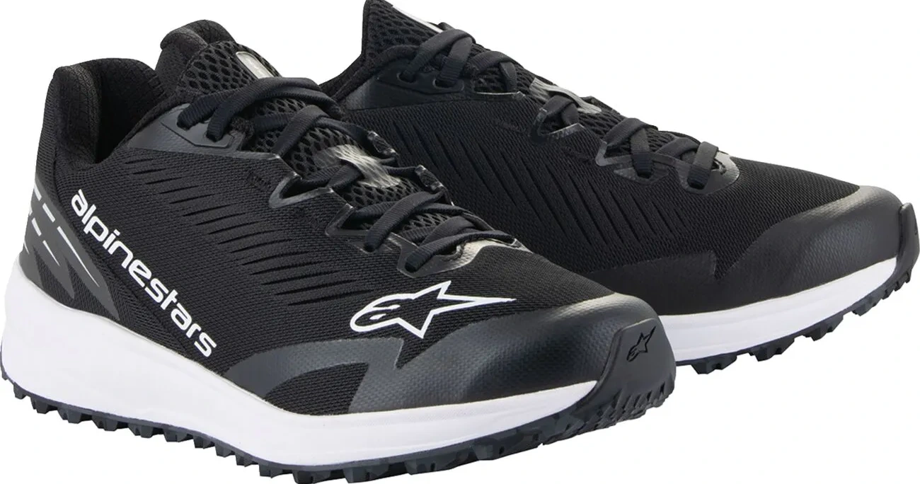 SHOE METAROAD V2 BLK/WHT 5.5