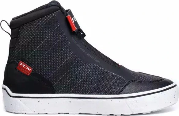 TCX Shoe Ikasu 2 WP Wmn Black/Dark Red, 41