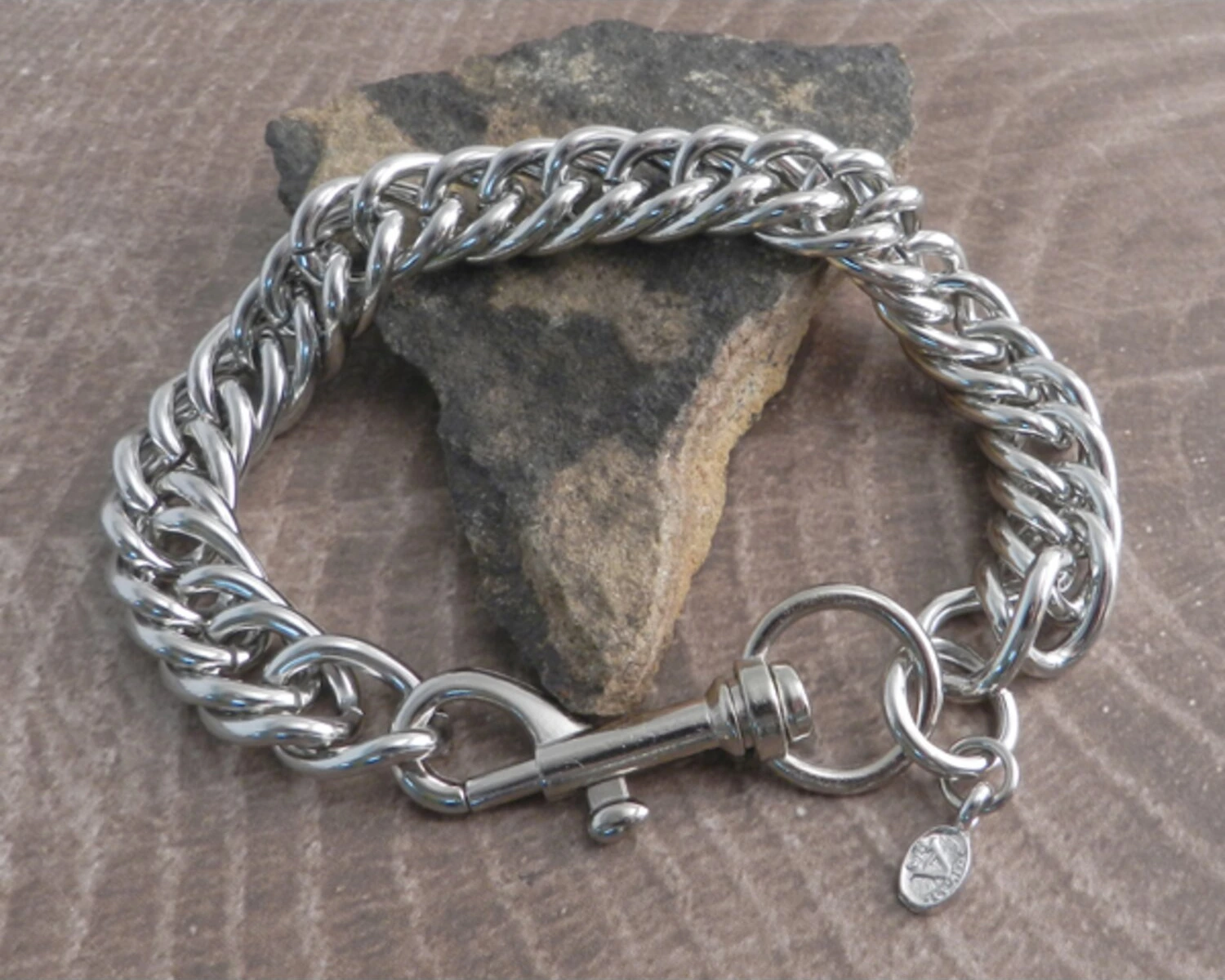 Amigaz Coil Chain Bracelet, Silver