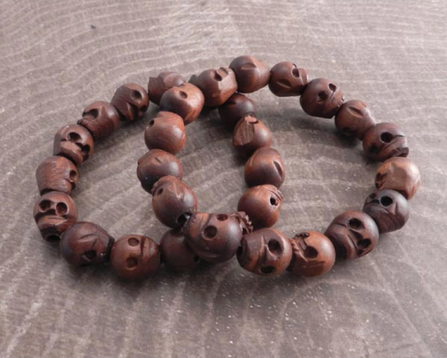 AmiGaz wood skull bead bracelet set