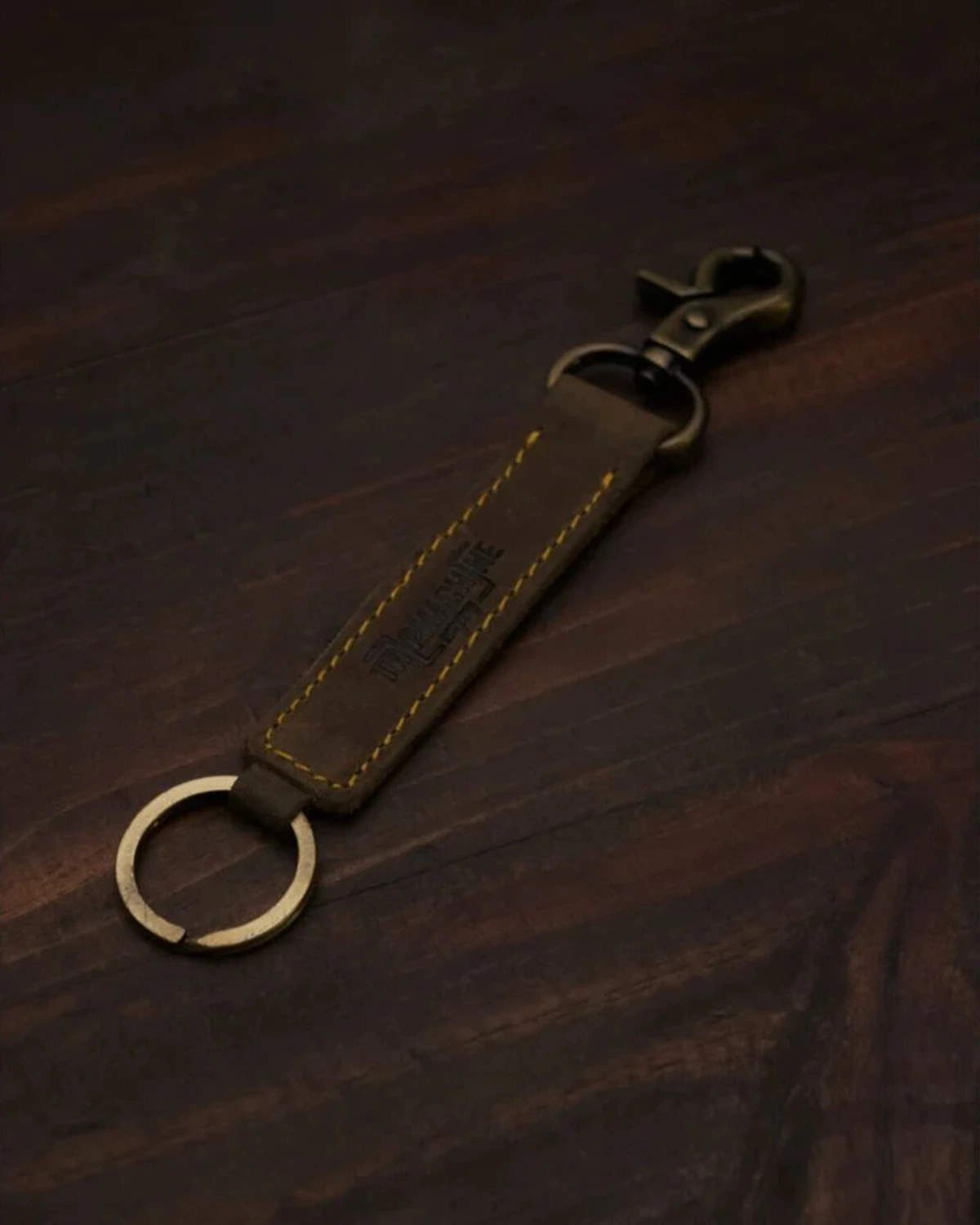 Trip Machine Classic keyring, tobacco