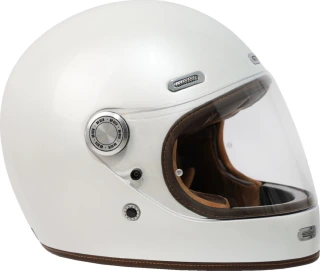 By City Roadster III Pearl helmet