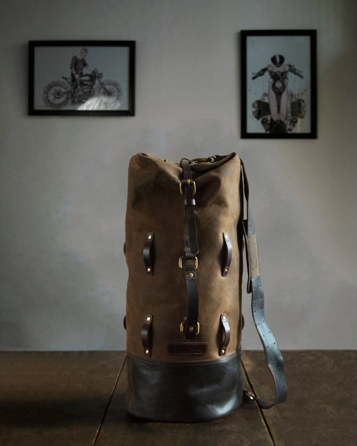 Trip Machine, Military duffle bag