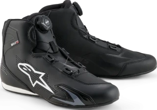 Celer Shoes