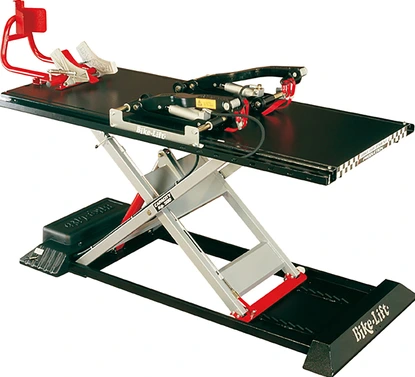 Bike-Lift Max 516 Twin Arms Electric/vienfāzes 230 V / 50 Hz/Rokas vadība