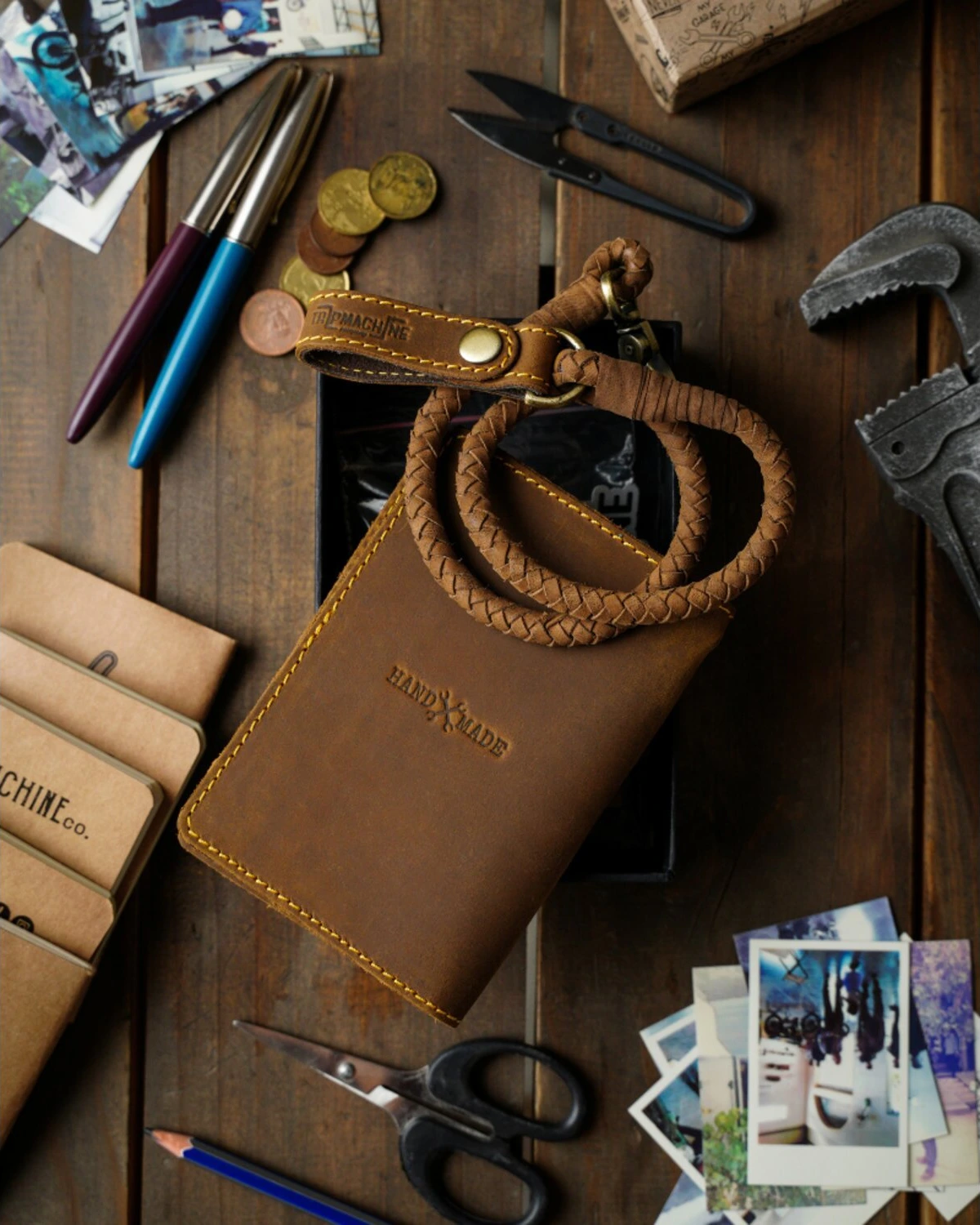 Trip Machine Explorer wallet, tobacco