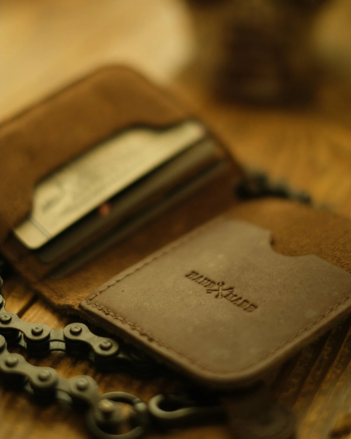 Trip Machine Moto wallet, tobacco