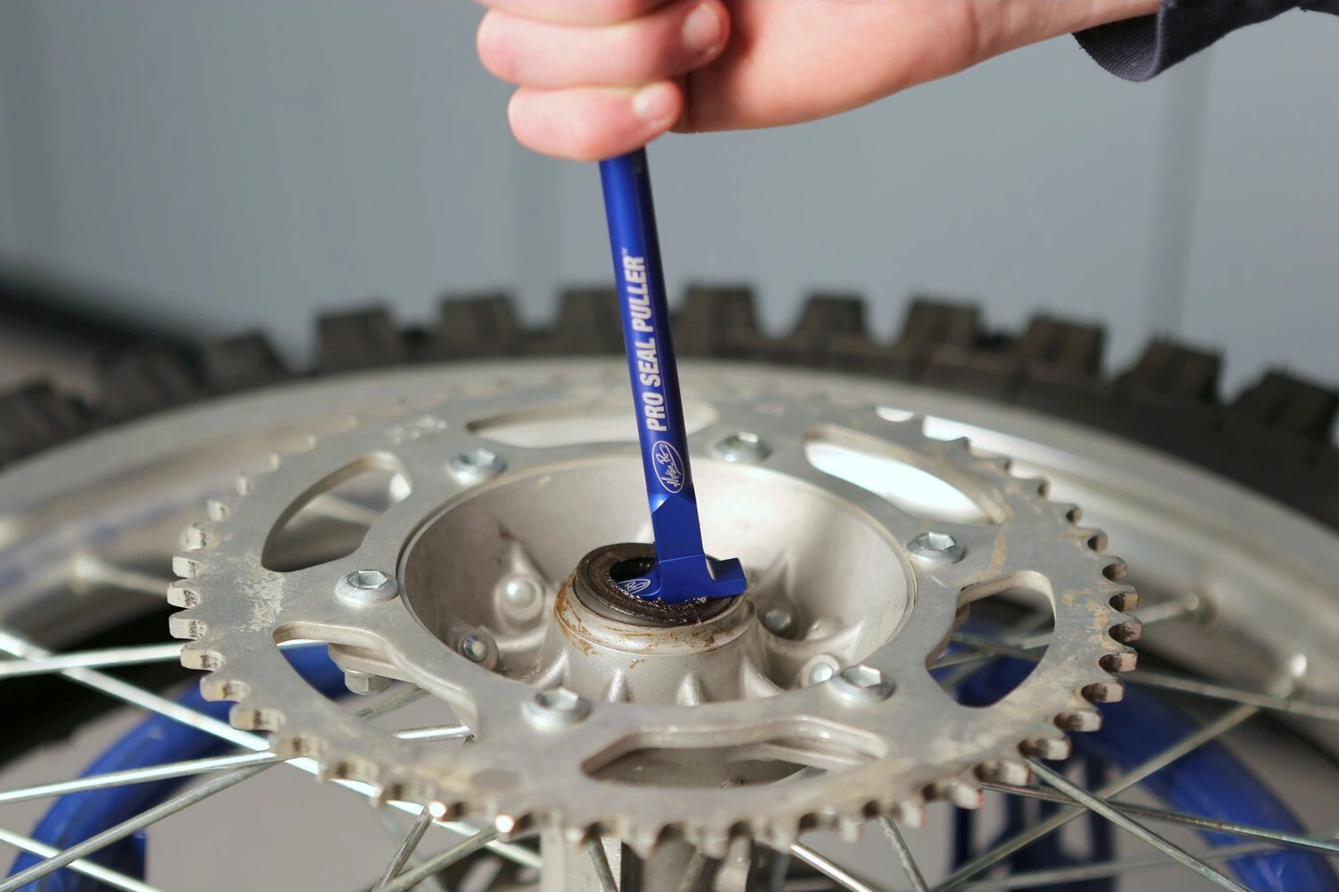 Motion Pro, Pro Seal Puller™