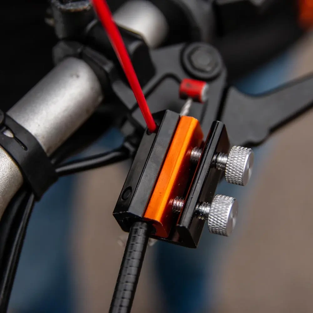 CABLE LUBRIFICATOR - CABLE MONKEY