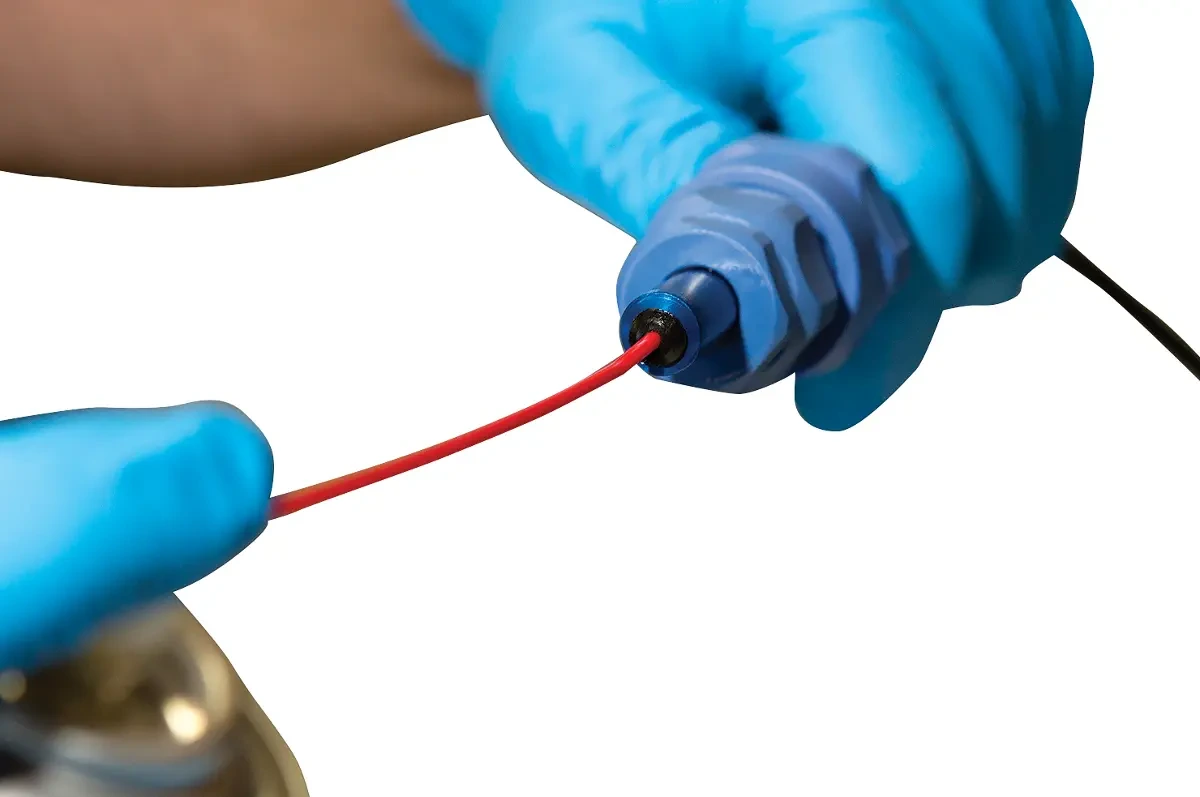 TROŠU EĻĻOTĀJS TOOL CABLE LUBER V3