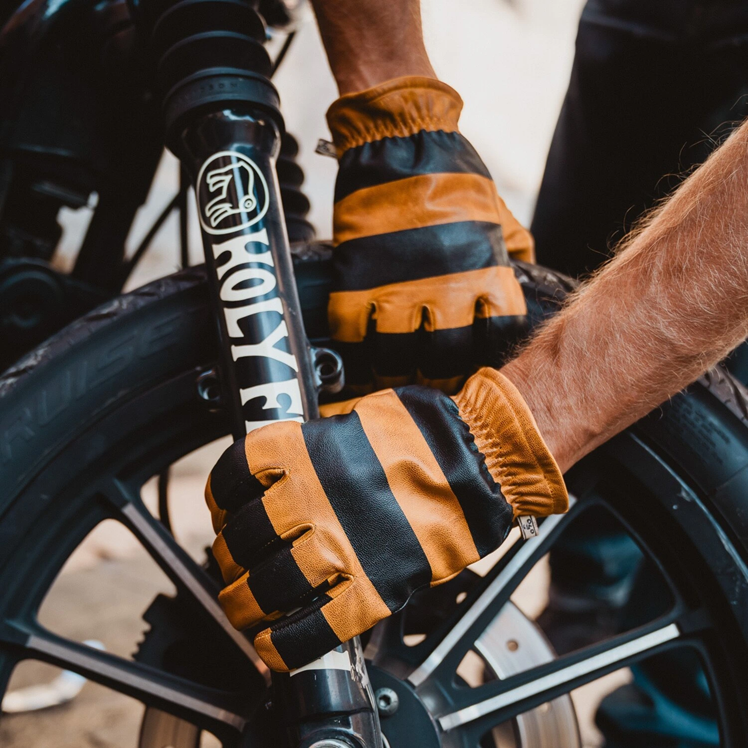 Holy Freedom Pitt Raw gloves, Black, brown, M