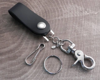 Amigaz Wallet Chain Leather Loop with Snap Hook