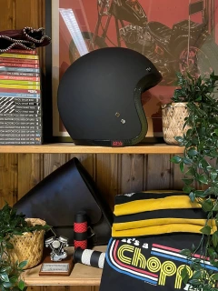 13 1/2 Skull bucket helmet