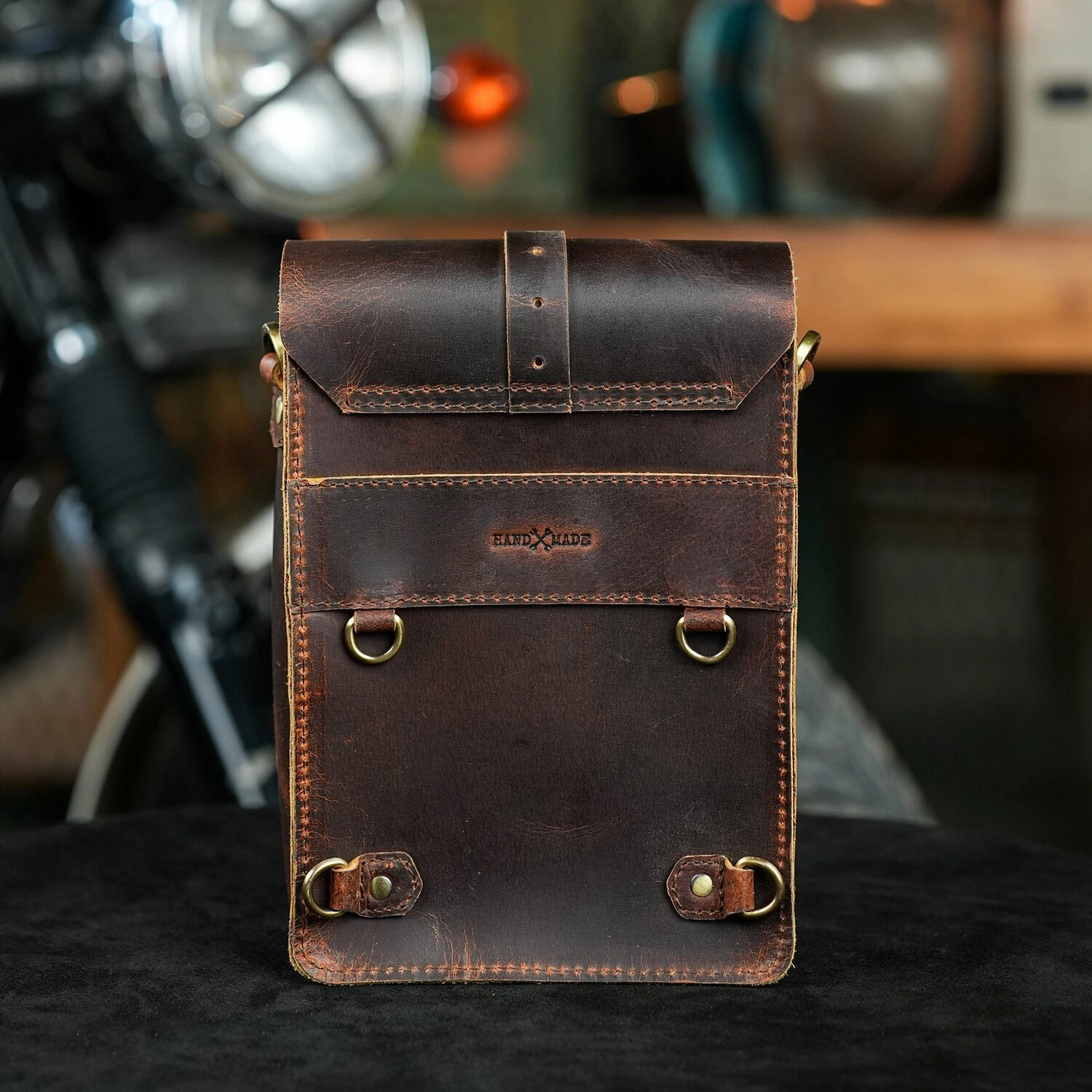 Tripmachine Moto Sling bag cognac