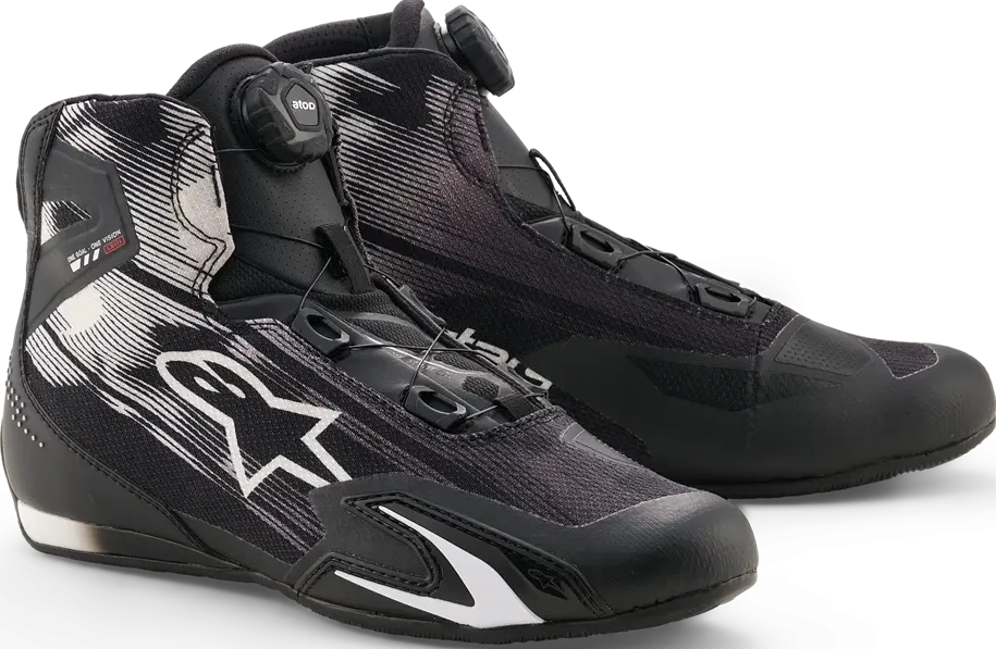 SHOE CELER VENTED BLACK/WHITE 6