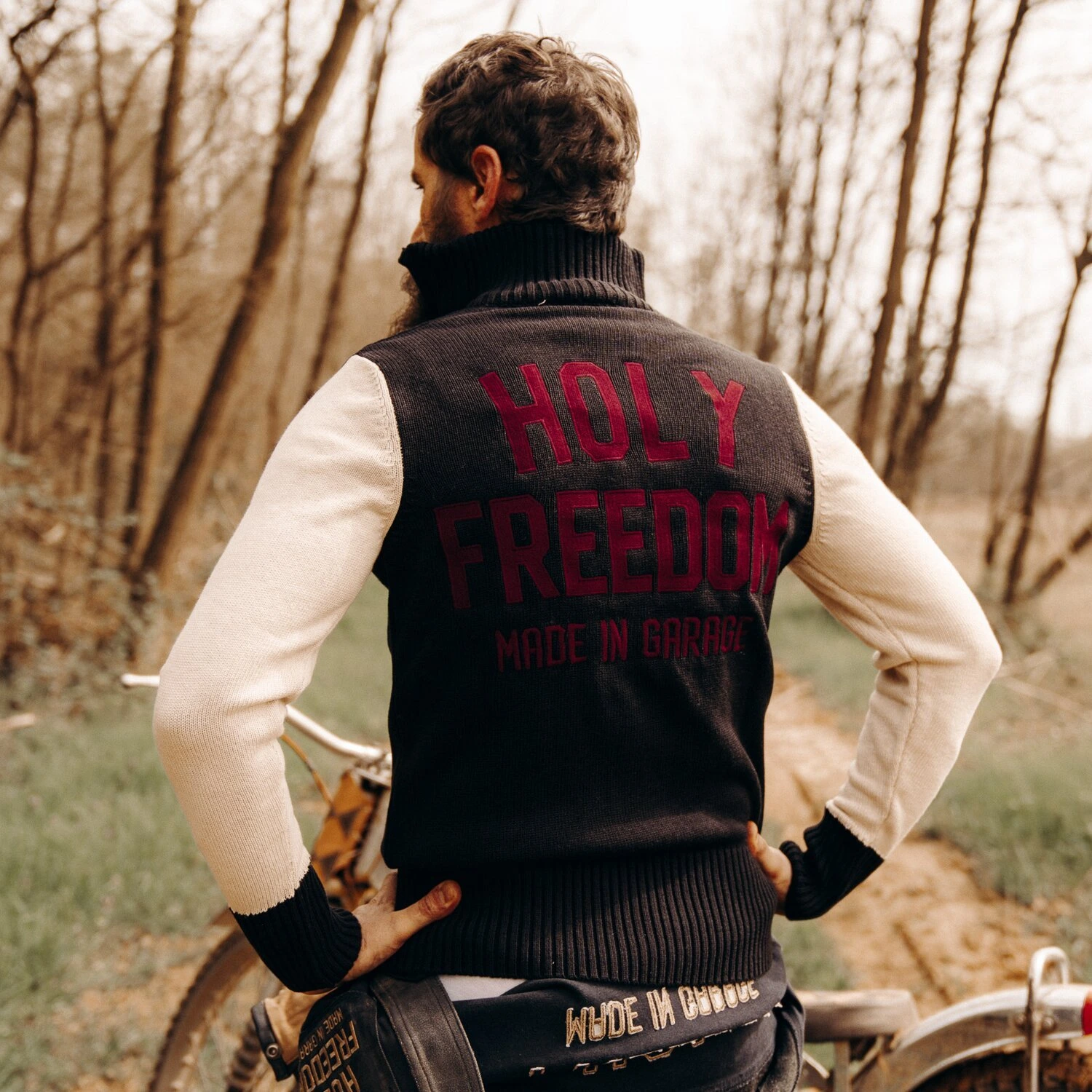 Holy Freedom Dirtrack sweatshirt, Black, white, M