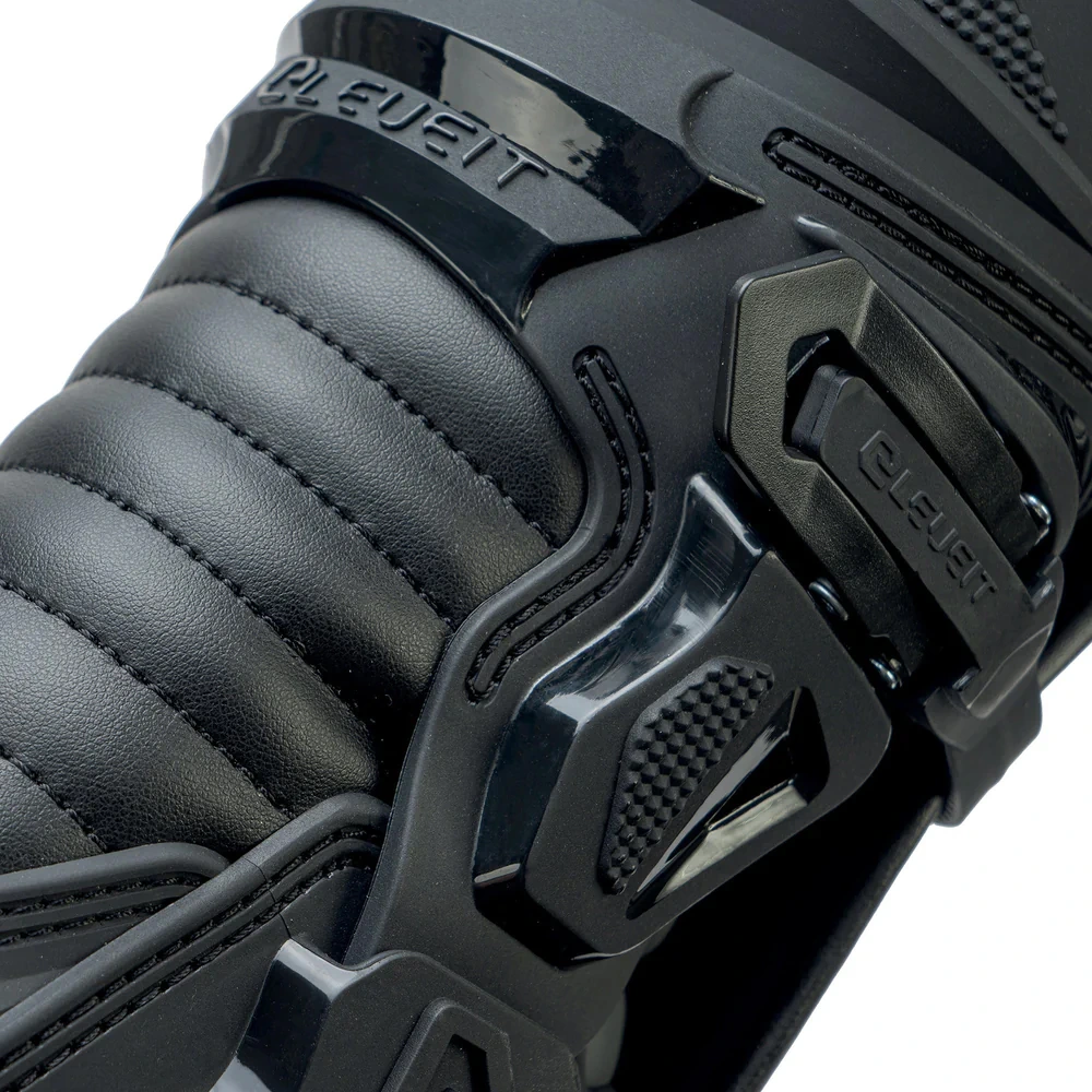 Eleveit X Privilege Boots - 40, Black