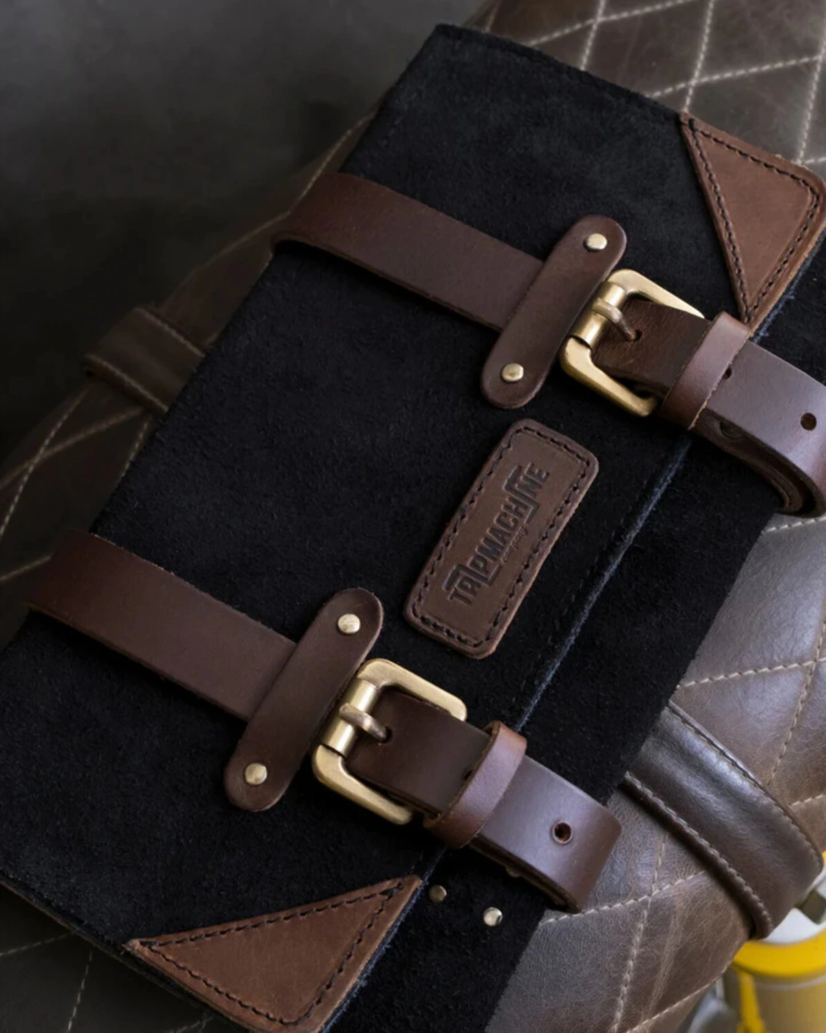 Trip Machine Tool roll, tobacco, Black