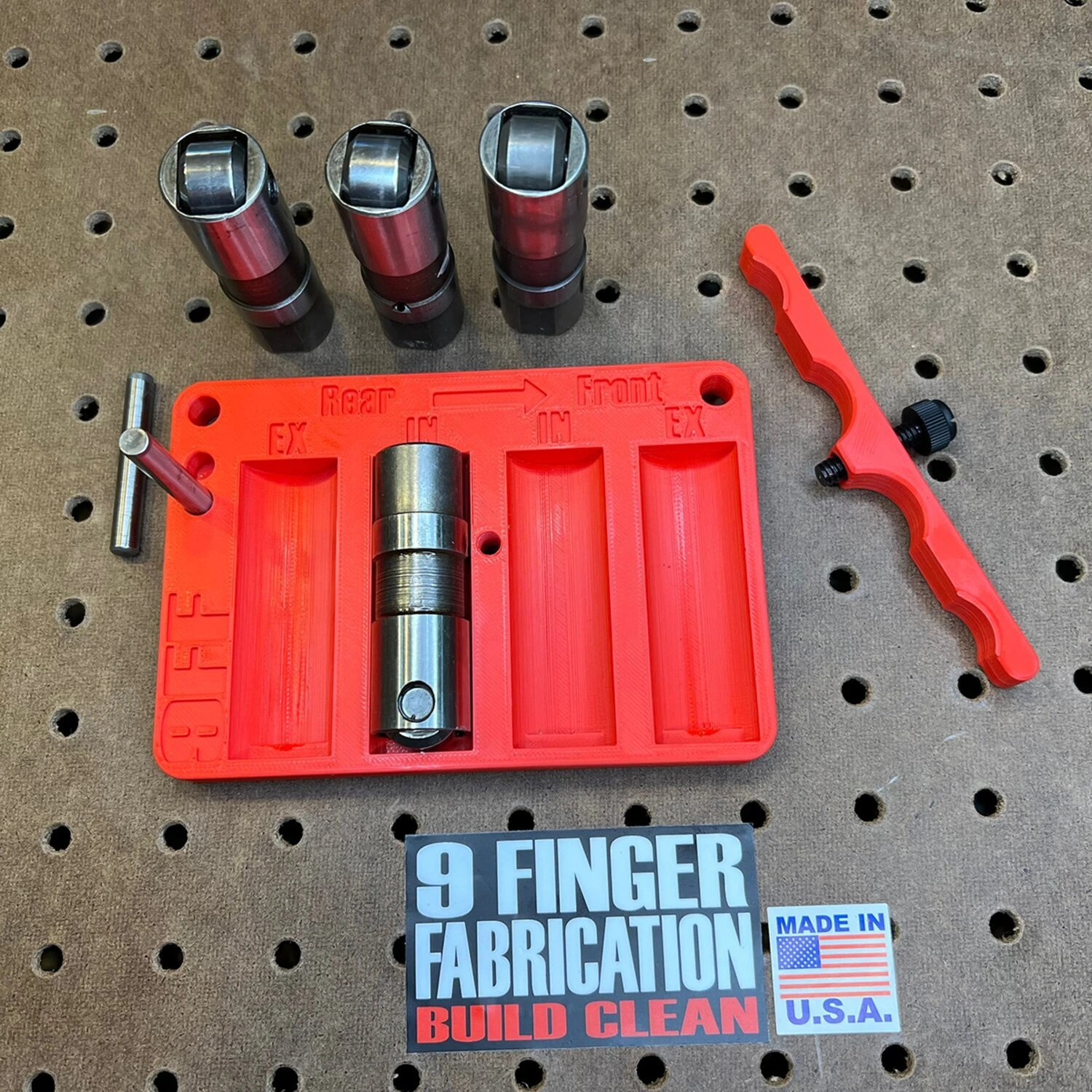 9Finger Fabrication, hidraulinių keltuvų organizatorius